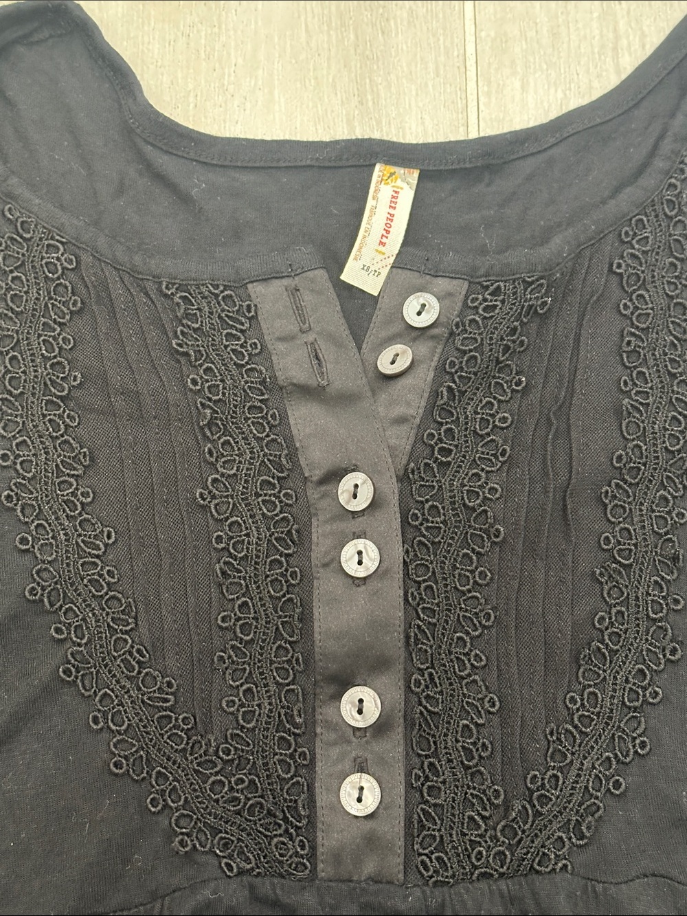 Free People XS Black 3/4 Sleeve Tunic with Button-Front Detail - Picture 3 of 12